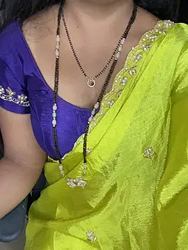 Snapshot of Tanvi-patil chatting on 02-15-26, 04:58 Tanvi-patil online show from 02-15-26, 04:58