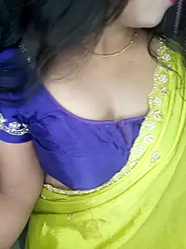 Snapshot of Tanvi-patil chatting on 02-25-26, 05:11 Tanvi-patil online show from 02-25-26, 05:11
