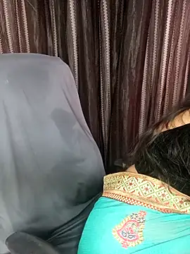 Snapshot of Tanvi-patil chatting on 03-11-26, 04:51 Tanvi-patil online show from 03-11-26, 04:51