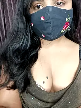 Snapshot of Tanvi-patil chatting on 03-15-26, 04:46 Tanvi-patil online show from 03-15-26, 04:46