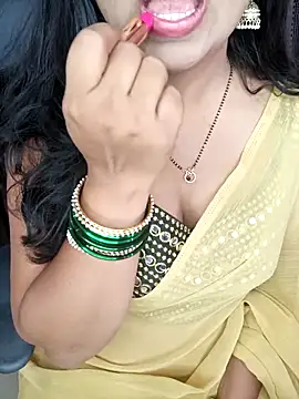 Snapshot of Tanvi-patil chatting on 03-16-26, 05:13 Tanvi-patil online show from 03-16-26, 05:13
