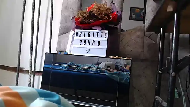 yohatinelly07 online show from 09-25-25, 05:38