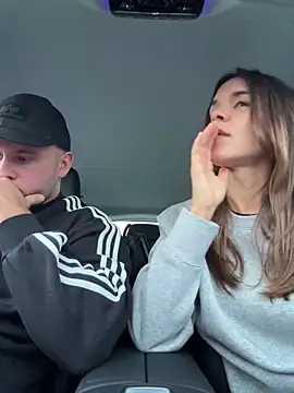 JuicyFruits93 online show from 12-19-25, 03:08