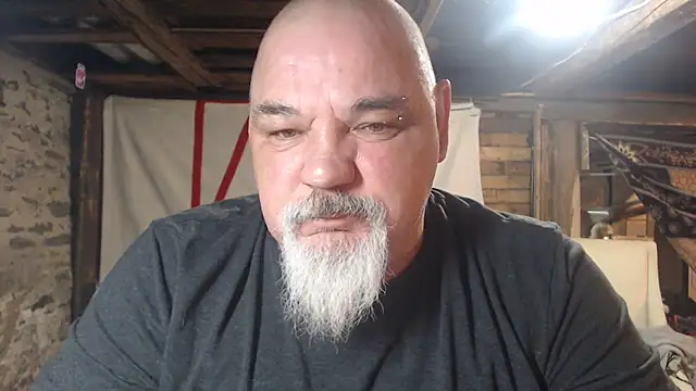 Newfiesausage1972 online show from 03-02-26, 07:15