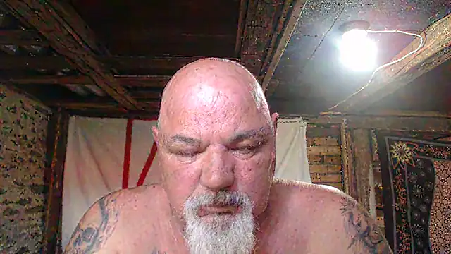 Snapshot of Newfiesausage1972 chatting on 06-02-26, 02:30 Newfiesausage1972 online show from 06-02-26, 02:30