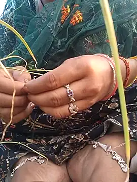 Simaran bhabhi online show from 03-21-25, 11:55