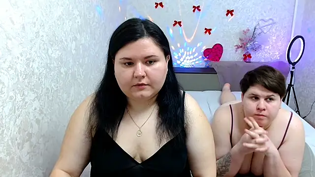 BeckyAndHellen online show from 02-05-25, 10:51