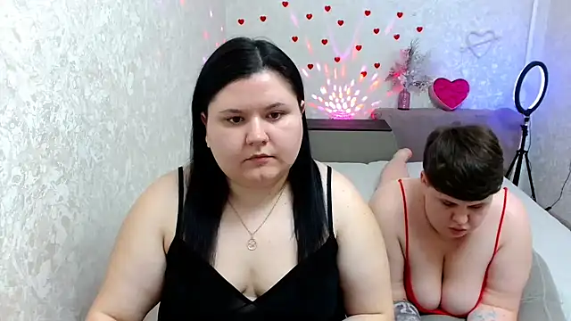 BeckyAndHellen online show from 02-13-25, 08:24