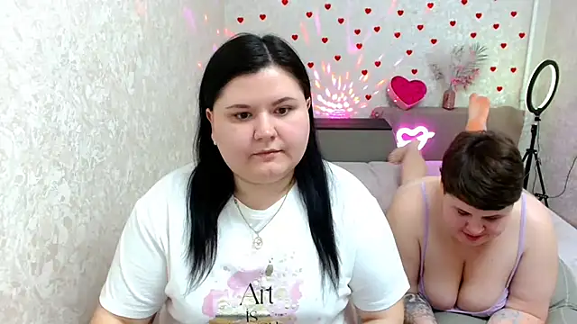BeckyAndHellen online show from 02-23-25, 05:18
