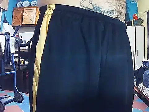 Snapshot of DiAntool chatting on 02-18-26, 05:03 DiAntool online show from 02-18-26, 05:03