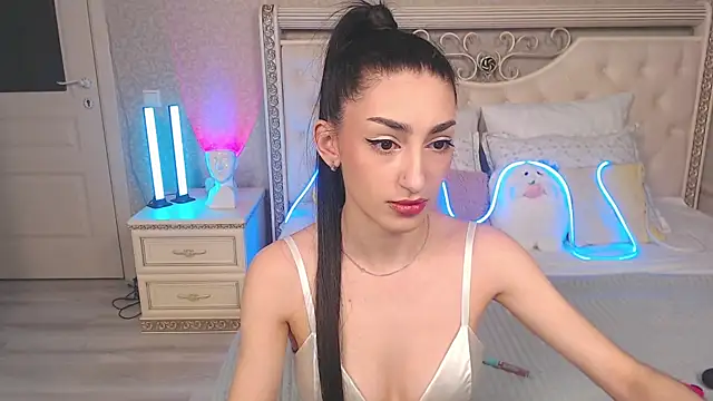 Lina Robbins online show from 05-13-26, 12:08