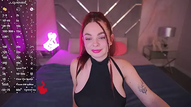 Snapshot of CarolinaDia chatting on 03-22-25, 11:42 CarolinaDia online show from 03-22-25, 11:42