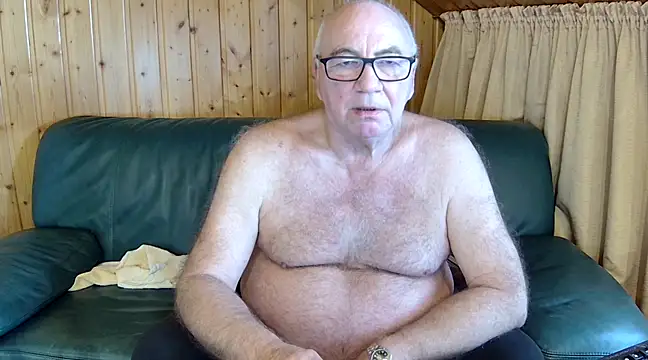 Snapshot of biggandybig chatting on 02-07-25, 12:28 biggandybig online show from 02-07-25, 12:28