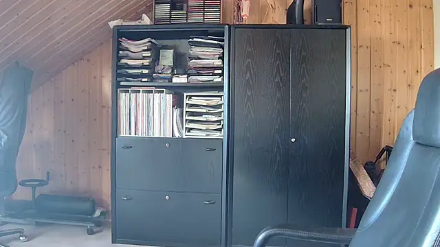 Snapshot of biggandybig chatting on 03-04-26, 02:34 biggandybig online show from 03-04-26, 02:34