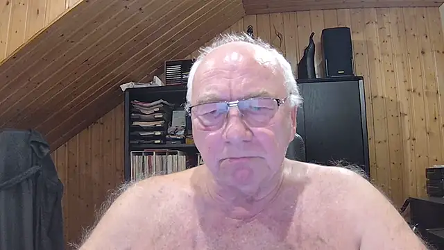 Snapshot of biggandybig chatting on 03-19-26, 10:14 biggandybig online show from 03-19-26, 10:14