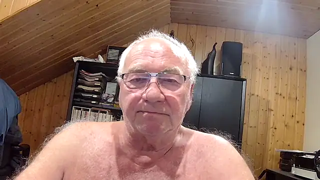 Snapshot of biggandybig chatting on 07-06-26, 09:39 biggandybig online show from 07-06-26, 09:39
