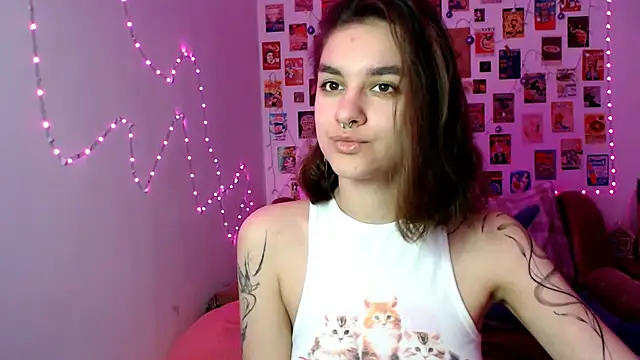 Snapshot of Celine_Dionn chatting on 01-23-25, 10:32 Celine Dionn online show from 01-23-25, 10:32