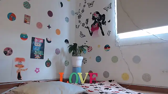 Yaumiko online show from 01-28-25, 07:32