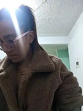 Snapshot of Yaumiko chatting on 03-17-26, 11:02 Yaumiko online show from 03-17-26, 11:02