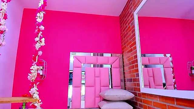 malu horny 69 online show from 12-01-24, 04:29