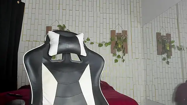 jacksson lawrence online show from 10-21-25, 11:38