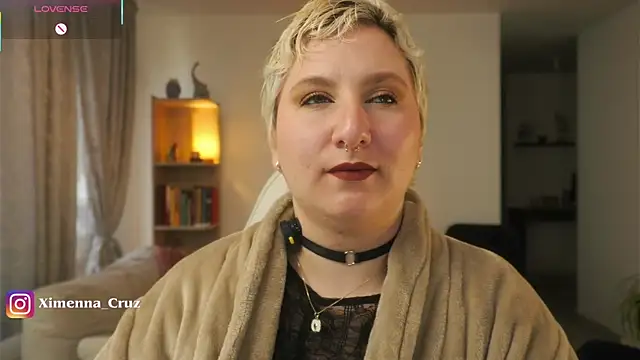 Ximenna Cruz online show from 01-06-26, 12:31