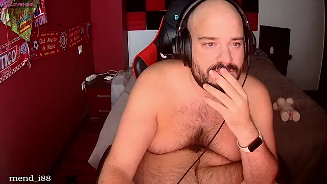 Snapshot of menditeta1 chatting on 10-17-25, 09:06 menditeta1 online show from 10-17-25, 09:06