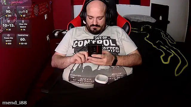 Snapshot of menditeta1 chatting on 11-20-25, 09:03 menditeta1 online show from 11-20-25, 09:03