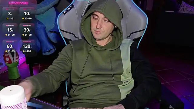 Gil gamesh90 online show from 11-18-25, 06:12