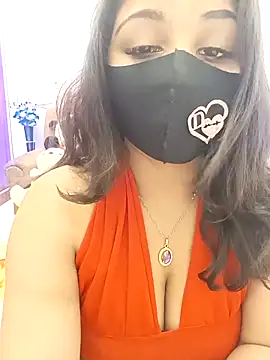 Divya girl online show from 04-24-26, 07:11