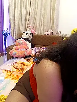 Snapshot of Divya_girl chatting on 05-02-26, 08:47 Divya girl online show from 05-02-26, 08:47