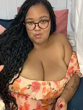SweetLizzyBBW online show from 06-20-26, 02:58