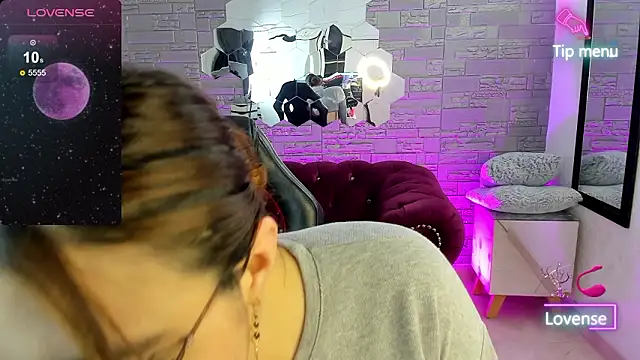 conniejames m online show from 02-04-26, 01:06