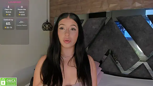 Snapshot of Venus_velez_ chatting on 07-13-26, 12:30 Venus velez online show from 07-13-26, 12:30