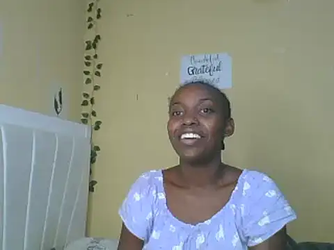Snapshot of HoLy-ViRgiN chatting on 02-21-25, 04:26 HoLy-ViRgiN online show from 02-21-25, 04:26