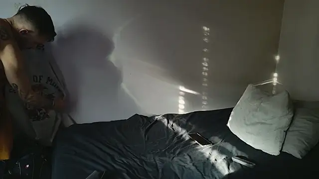 JackDesFeux online show from 02-05-25, 08:14