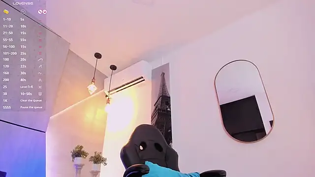 danii hill  online show from 03-04-25, 04:06