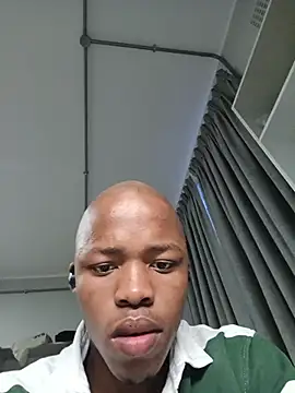 Snapshot of Mejjlunje540 chatting on 04-13-26, 08:20 Mejjlunje540 online show from 04-13-26, 08:20