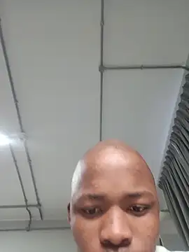 Snapshot of Mejjlunje540 chatting on 04-15-26, 12:12 Mejjlunje540 online show from 04-15-26, 12:12