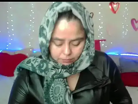 Snapshot of celestehot707rs chatting on 02-21-25, 02:27 celestehot707rs online show from 02-21-25, 02:27