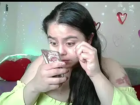 Snapshot of celestehot707rs chatting on 02-28-25, 12:42 celestehot707rs online show from 02-28-25, 12:42