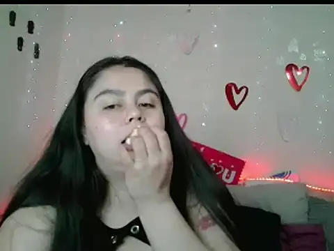 Snapshot of celestehot707rs chatting on 03-03-25, 12:04 celestehot707rs online show from 03-03-25, 12:04