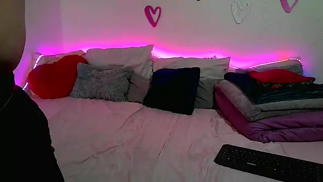 Snapshot of celestehot707rs chatting on 09-27-25, 06:29 celestehot707rs online show from 09-27-25, 06:29