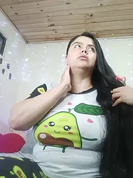 Snapshot of celestehot707rs chatting on 11-13-25, 05:06 celestehot707rs online show from 11-13-25, 05:06