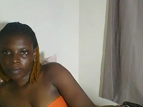 Snapshot of Blacksweetbeb chatting on 01-20-25, 07:15 Blacksweetbeb online show from 01-20-25, 07:15