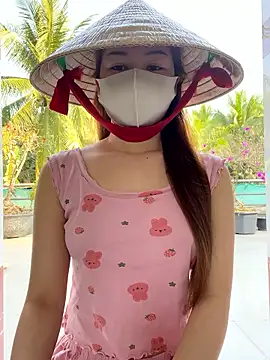 BabyThree  online show from 01-16-26, 08:51