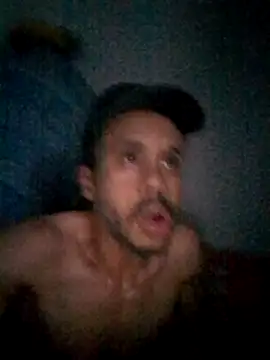 Snapshot of funguybr36 chatting on 10-24-25, 10:06 funguybr36 online show from 10-24-25, 10:06