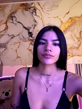 liss hot  online show from 11-12-25, 09:47