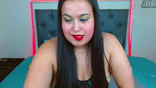 mia xx1 online show from 01-15-25, 04:15