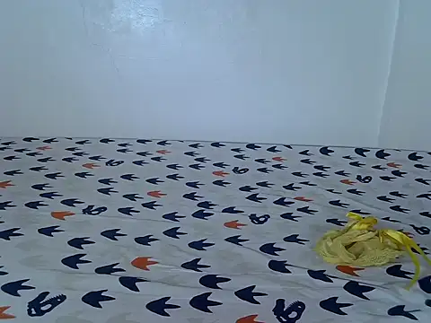 laetitia  online show from 02-13-26, 09:22